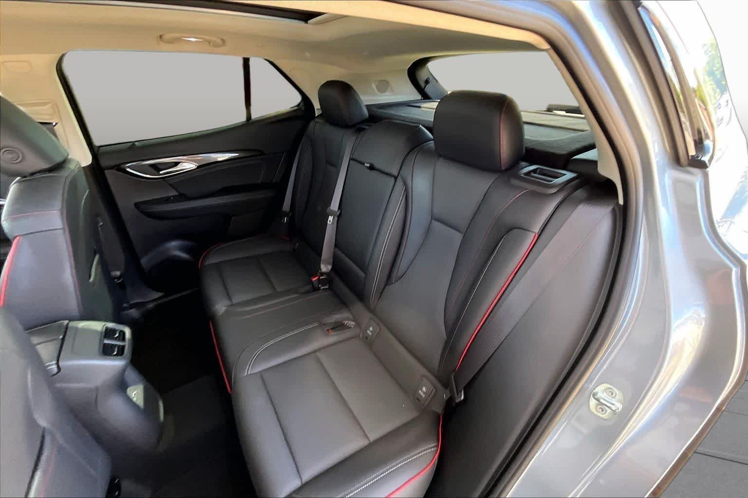 Used 2023 Moonstone Gray Metallic Buick Essence image 21
