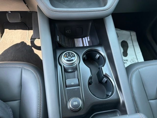 New 2026 Space White Metallic Ford Active image 18