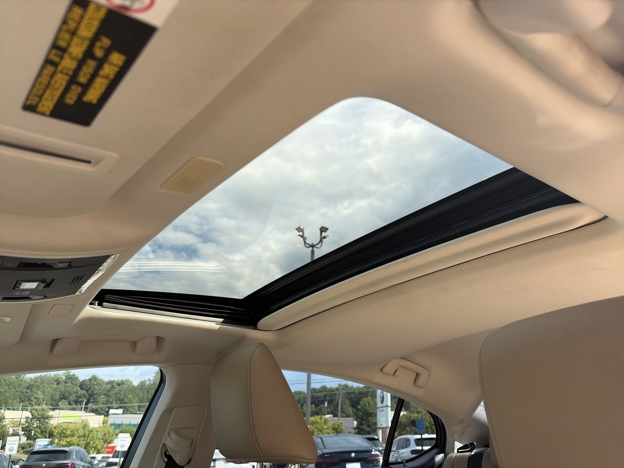 Used 2019 Moonbeam Beige Met Lexus ES 350 image 28