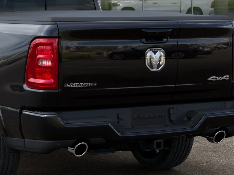 New 2026 Diamond Black Crystal Pearl-Coat Exterior Paint RAM Laramie image 40