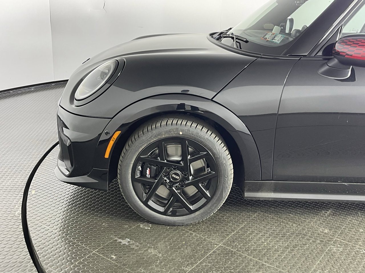 New 2026 Midnight Black II Metallic MINI ICONIC image 4