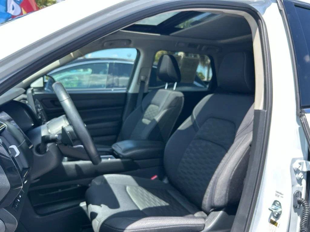 Certified Used 2025 White Nissan SV image 22