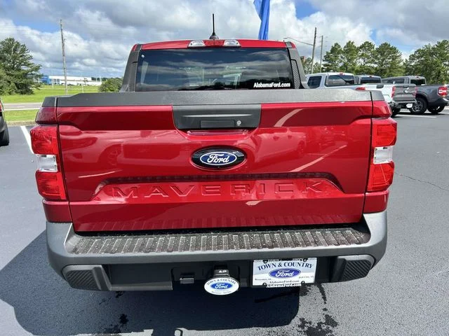 New 2026 Ruby Red Metallic Tinted Clearcoat Ford XLT image 4