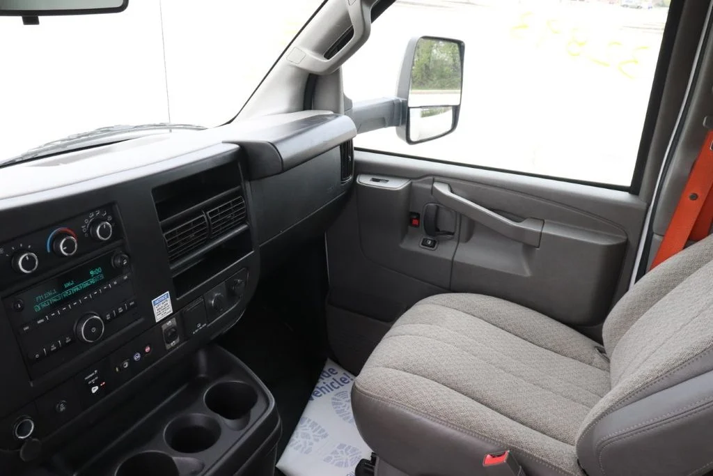 Used 2022 Summit White Chevrolet Work Van image 12