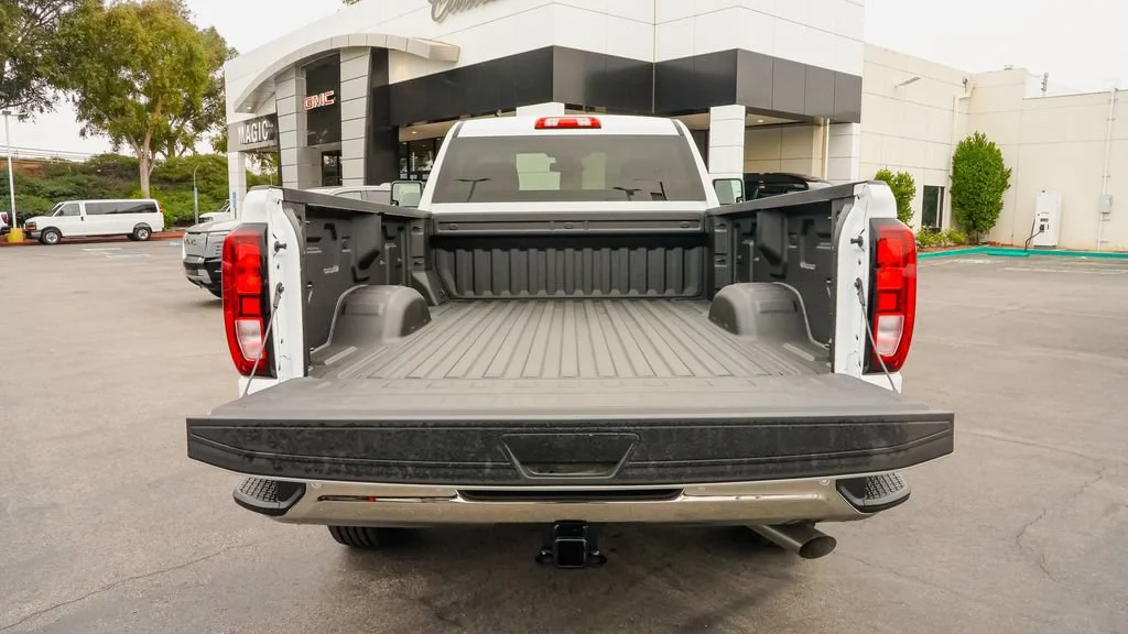 New 2026 Summit White GMC Pro image 10