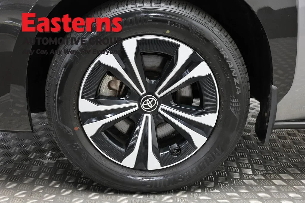 Used 2023 Gray Toyota XLE image 30