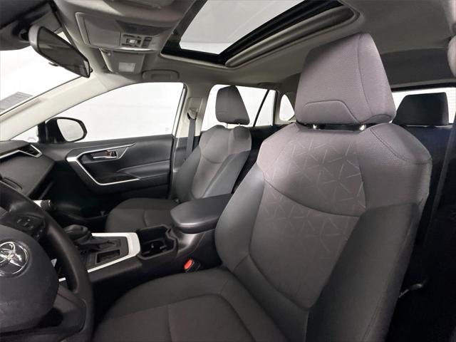 Certified Used 2024 ICE CAP Toyota  image 3
