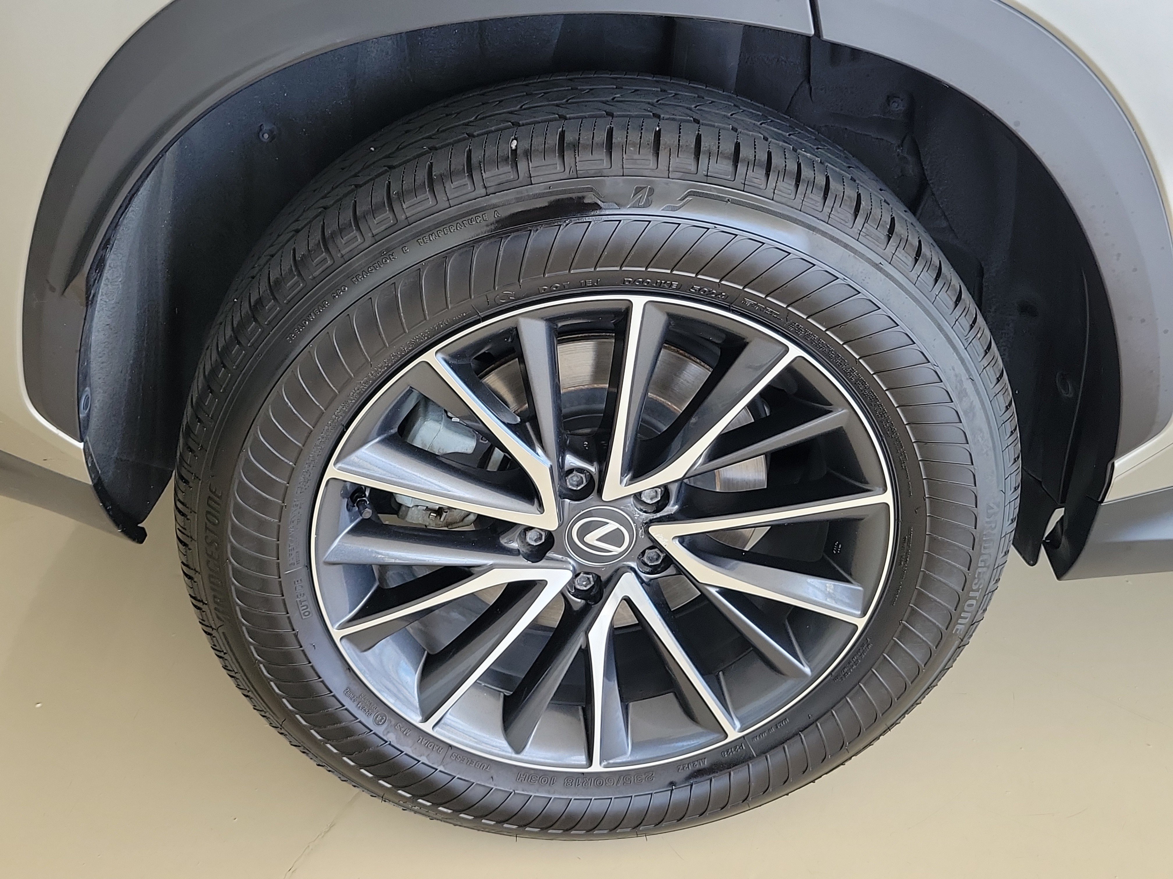 Used 2024 Atomic Silver Lexus NX 250 Premium image 10