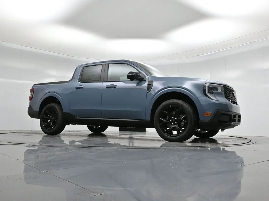 New 2026 Azure Gray Metallic Tri-Coat Ford Lariat image 3