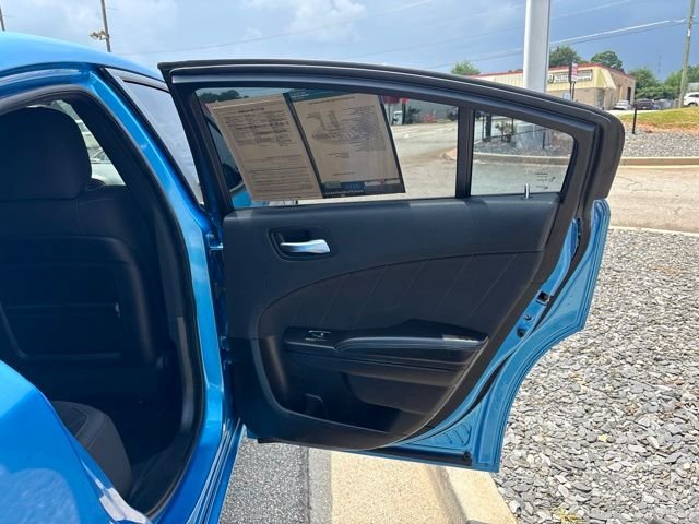 Used 2019 B5 Blue Pearlcoat Dodge SXT image 21