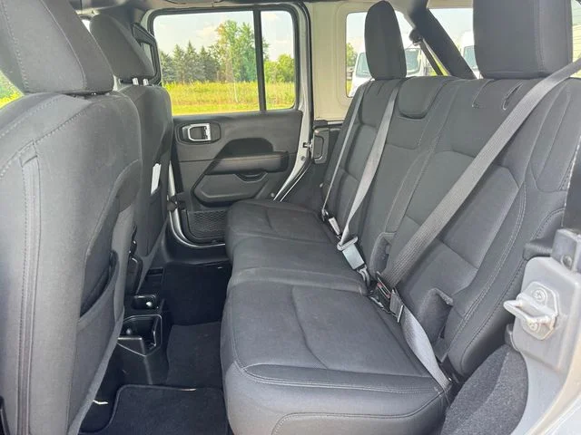 Certified Used 2020 Silver Jeep Unlimited Sport S image 19