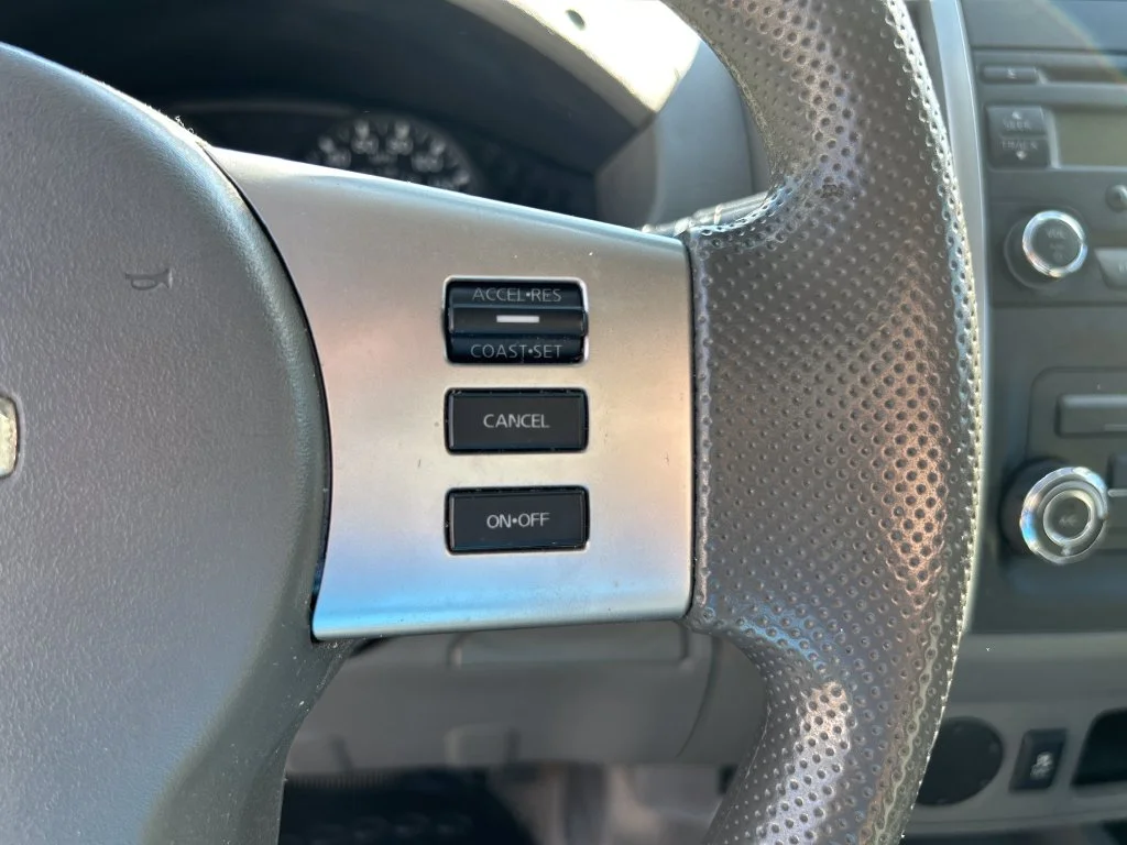 Used 2016  Nissan  image 20