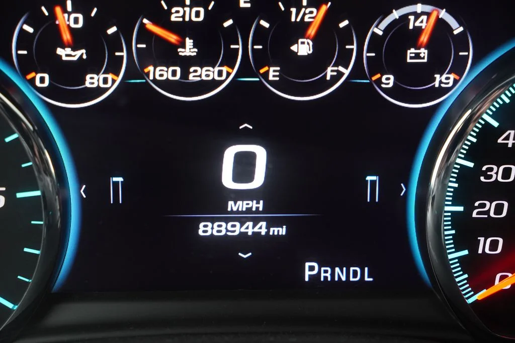 Used 2020 Gray Chevrolet Premier image 10