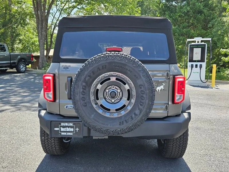 2025 Ford Bronco 4-Door Base - Photo 12