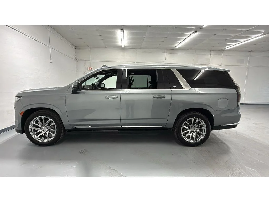 Used 2023 Argent Silver Metallic Cadillac Premium Luxury Platinum image 5