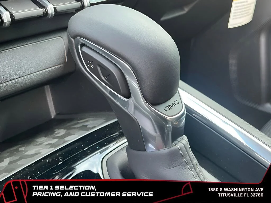 New 2026 Sterling Metallic GMC Elevation image 30