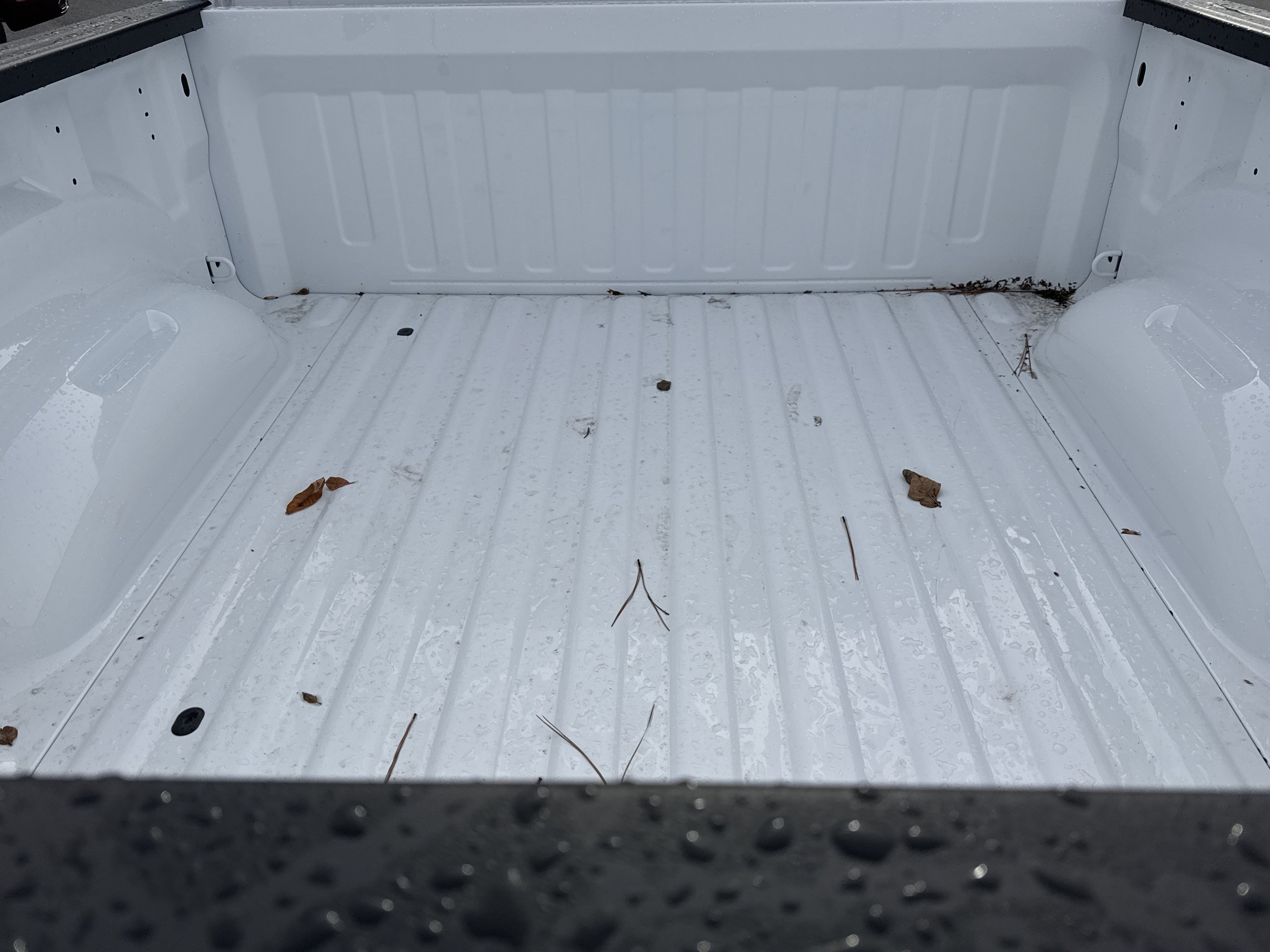 New 2026 Bright White Clear-Coat Exterior Paint RAM Laramie image 23