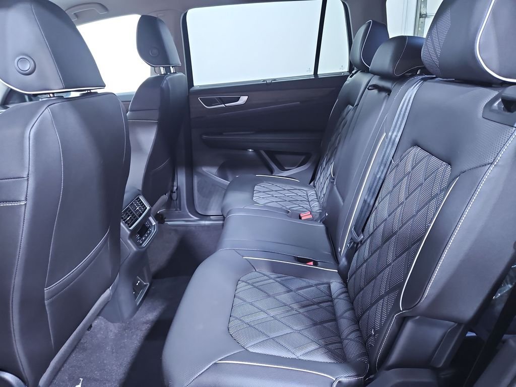 2026 Volkswagen Atlas SEL Premium R-Line - Photo 25