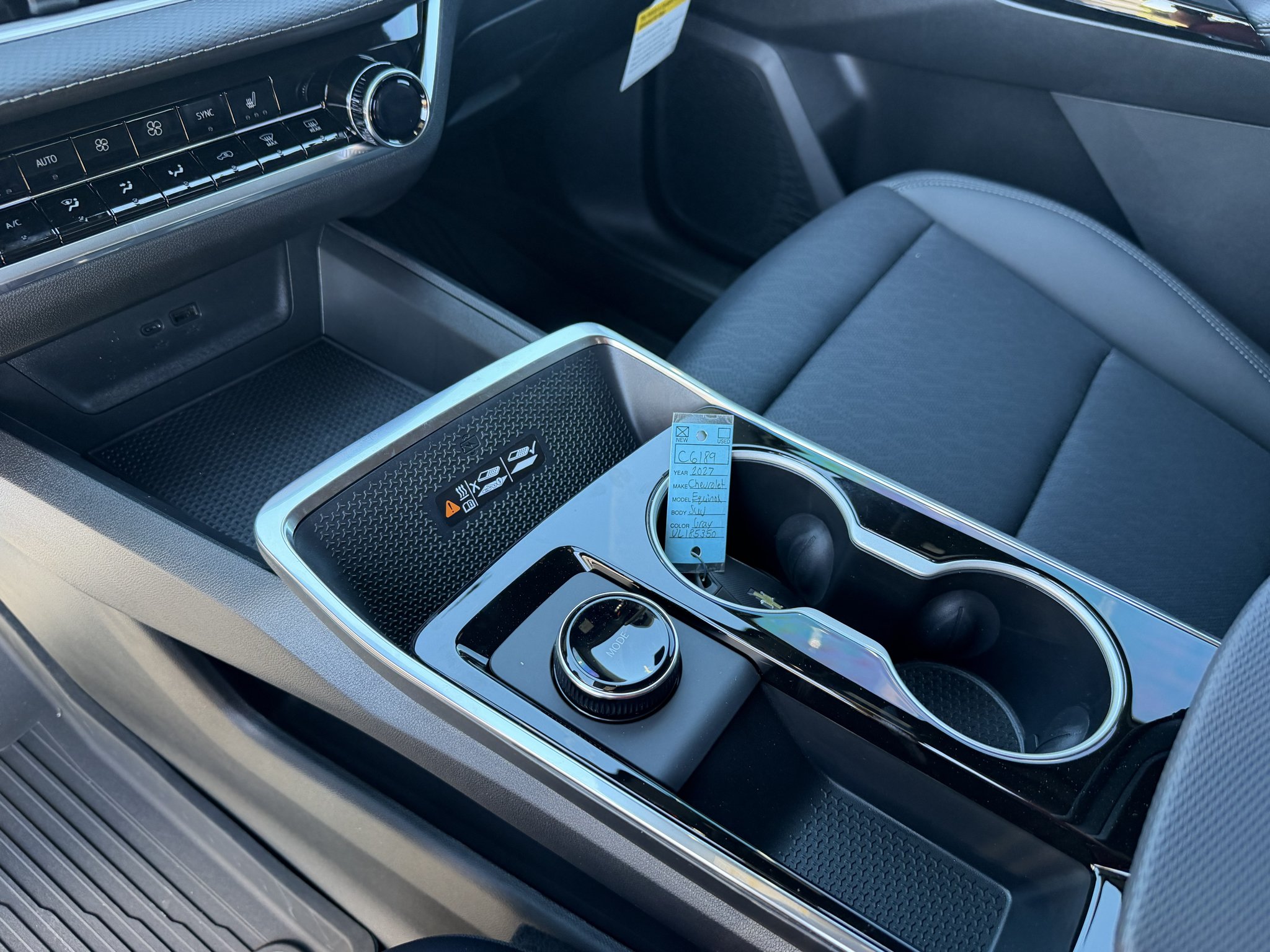 2027 Chevrolet Equinox LT - Photo 36