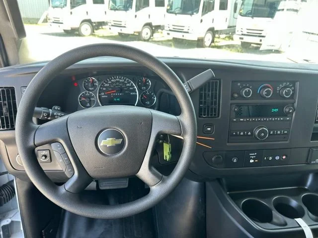 2025 Chevrolet Express Cargo Work Van - Photo 13