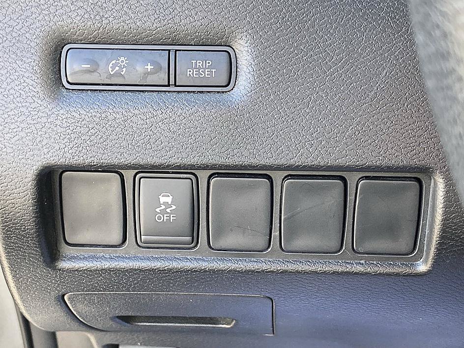Used 2016 Gun Metallic Nissan S image 24
