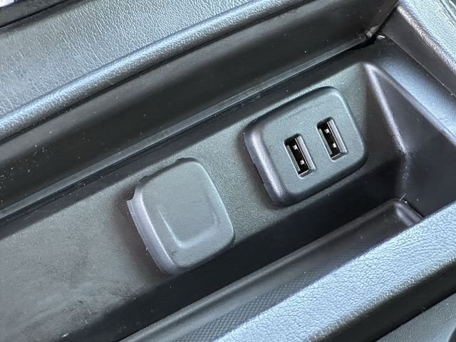 Used 2019 Beige Chevrolet Premier image 21