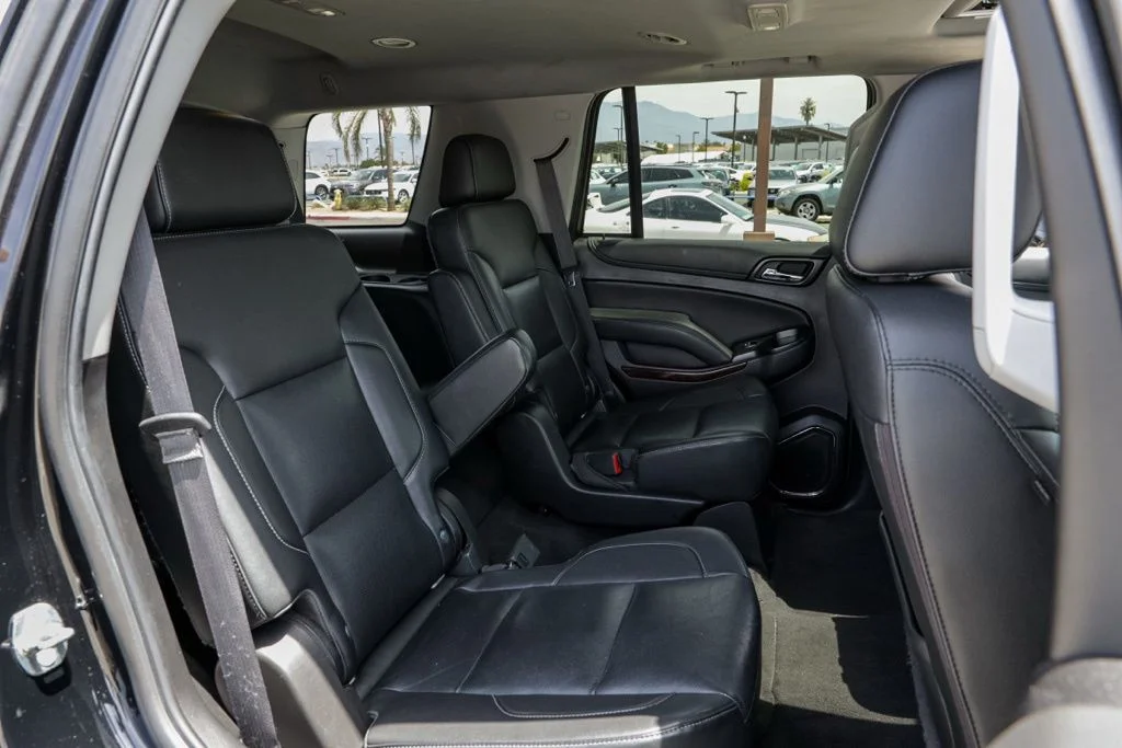 Used 2020 Black GMC SLT image 24