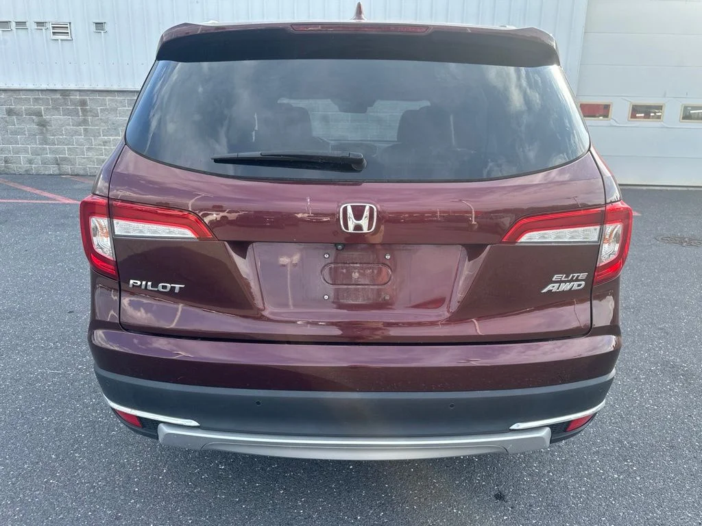 Used 2021 Deep Scarlet Pearl Honda Elite image 4