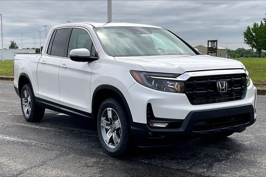 2026 Honda Ridgeline RTL AWD's photo