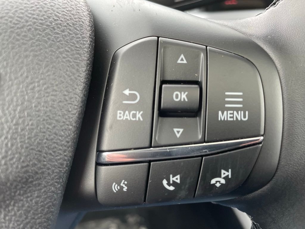 New 2025 Shadow Black Ford Outer Banks® image 21