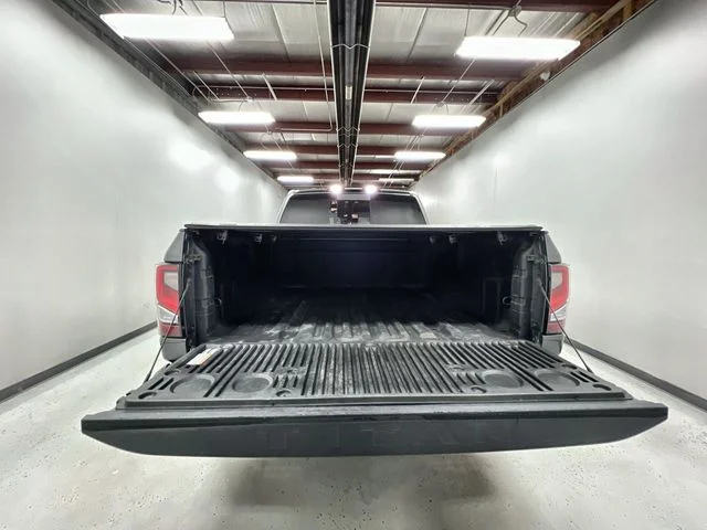 2021 Nissan Titan PRO-4X - Photo 25