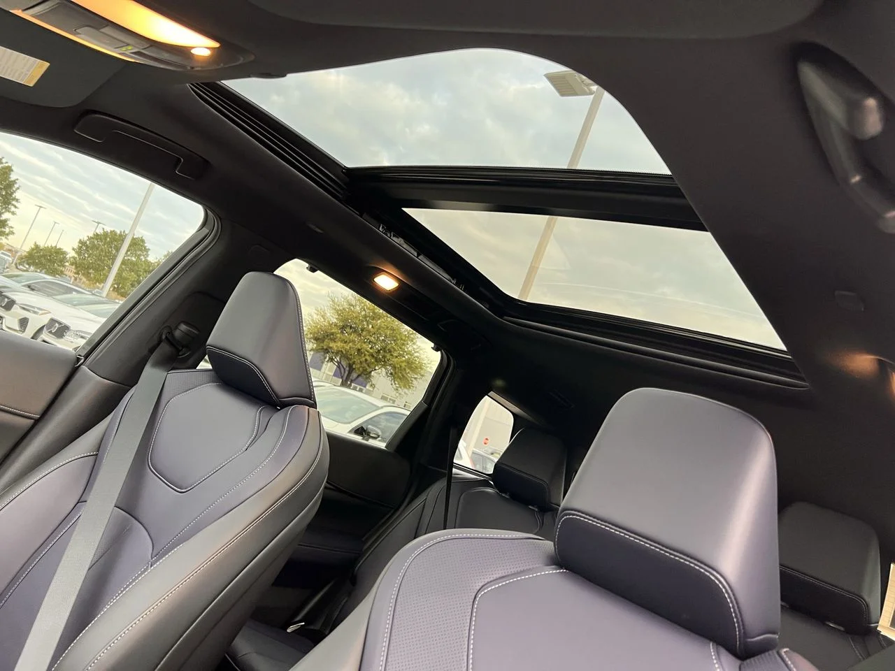 New 2026 Harbor Gray INFINITI SPORT image 22