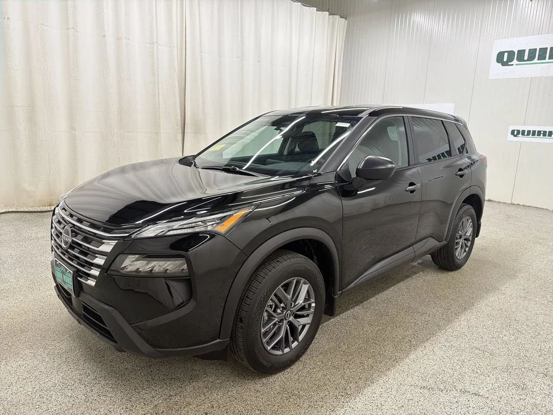 Certified Used 2026 Super Black Nissan S image 4