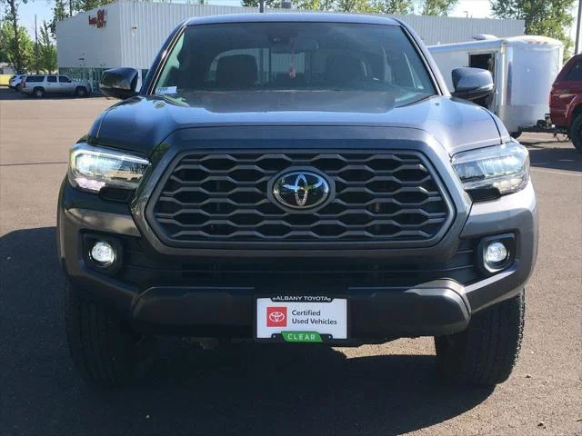 Certified Used 2022 MAGNETIC GRAY MET. Toyota  image 11