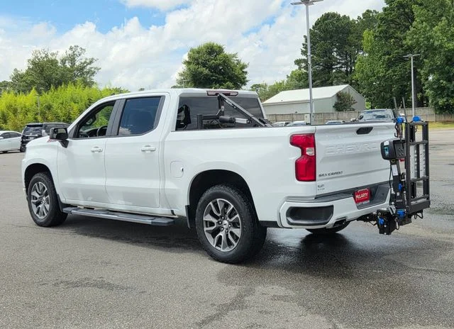 Used 2019 White Chevrolet RST image 3