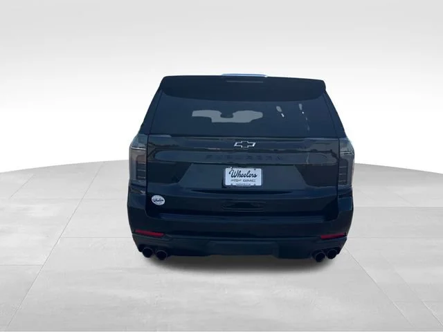 Used 2025 Black Chevrolet Z71 image 4