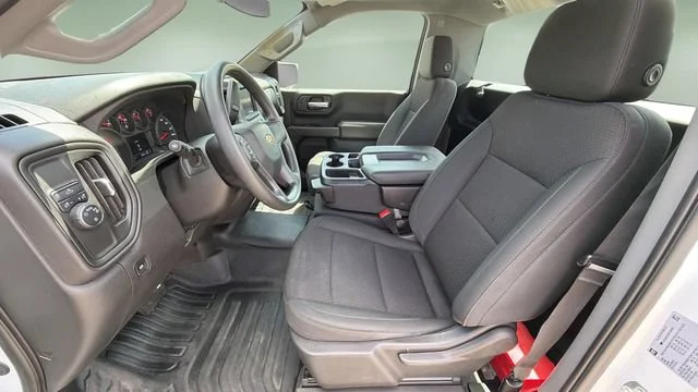 Used 2025 Summit White Chevrolet WT image 19
