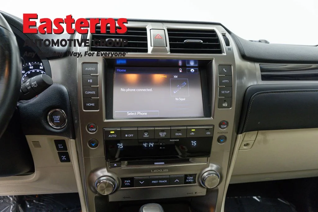 Used 2021 Blue Lexus 460 image 11