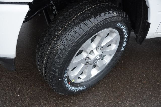 New 2026 Bright White Clear-Coat Exterior Paint RAM Laramie image 9