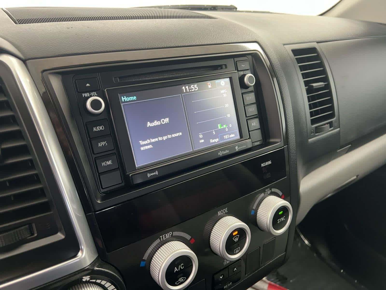 Used 2018 Super White Toyota SR5 image 17