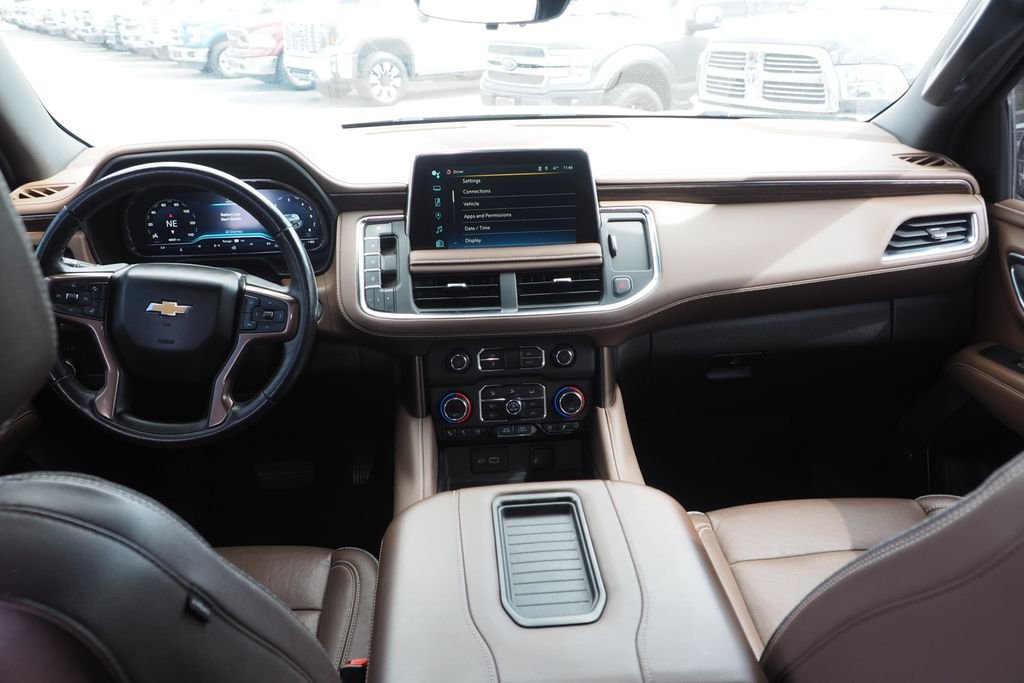 Used 2022 Black Chevrolet High Country image 18