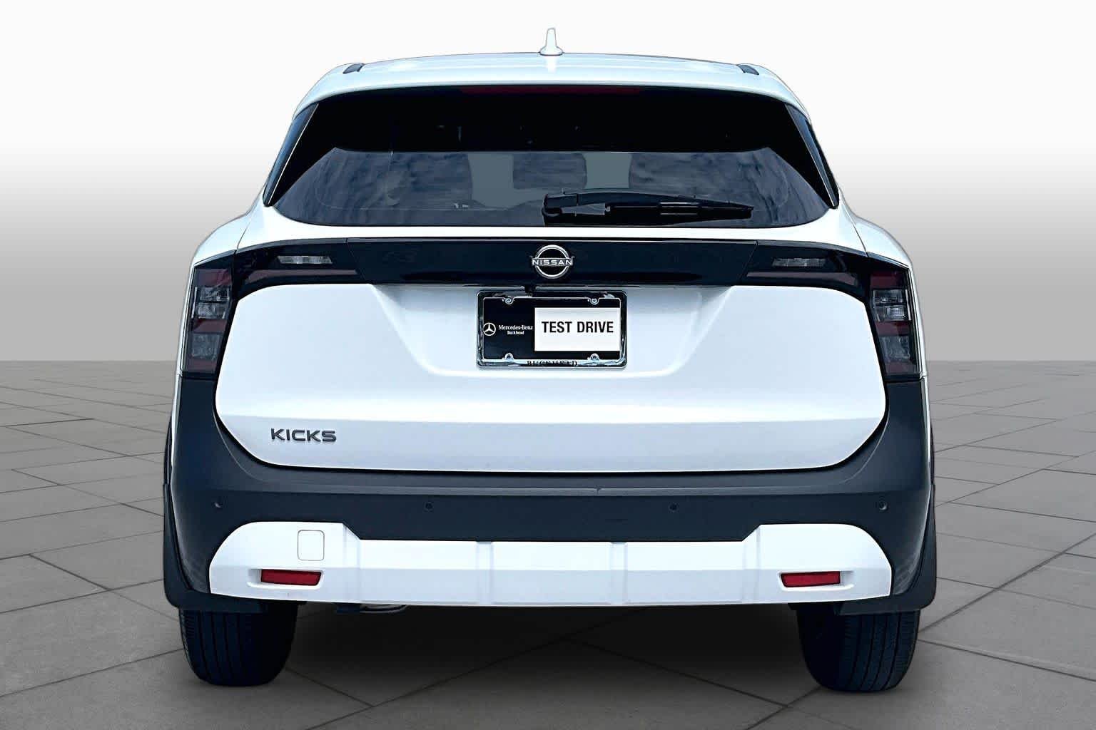 Used 2025 Fresh Powder Nissan S image 5
