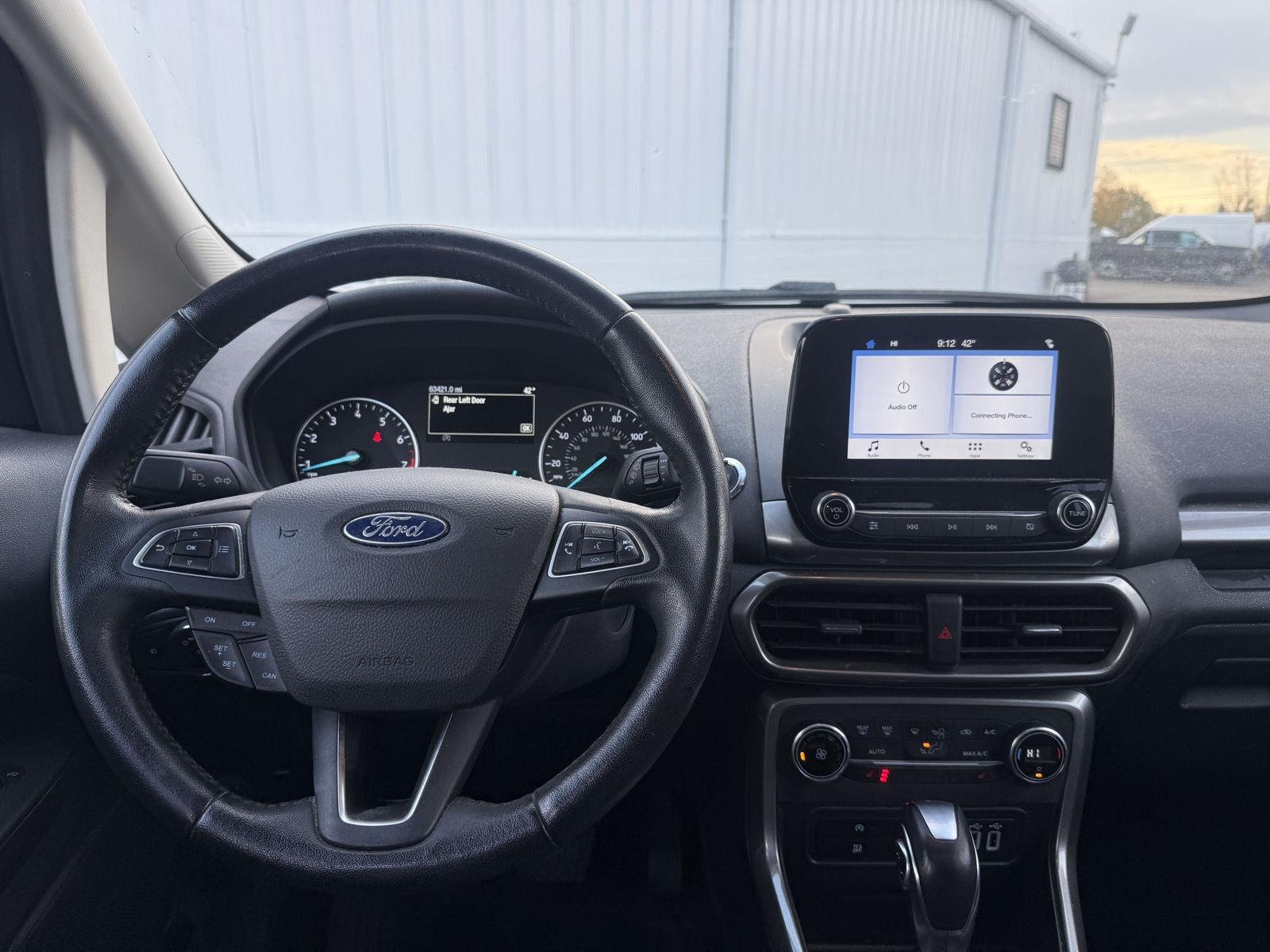 Used 2018 Shadow Black Ford SE image 14