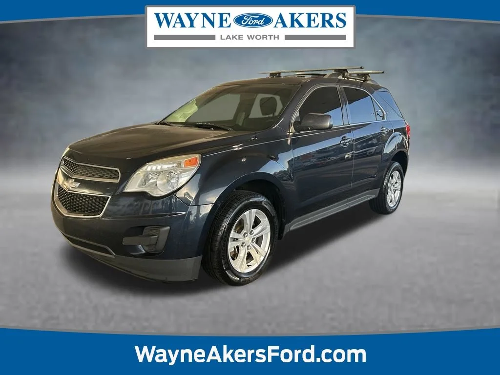 Used 2015 Blue Velvet Metallic Chevrolet LT image 1
