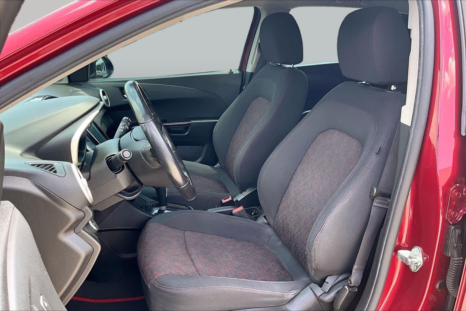Used 2017 Cajun Red Tintcoat Chevrolet LT image 8