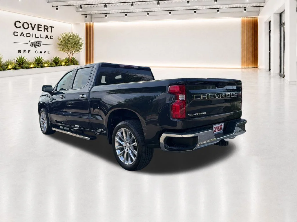 Used 2022 Gray Chevrolet LT image 11