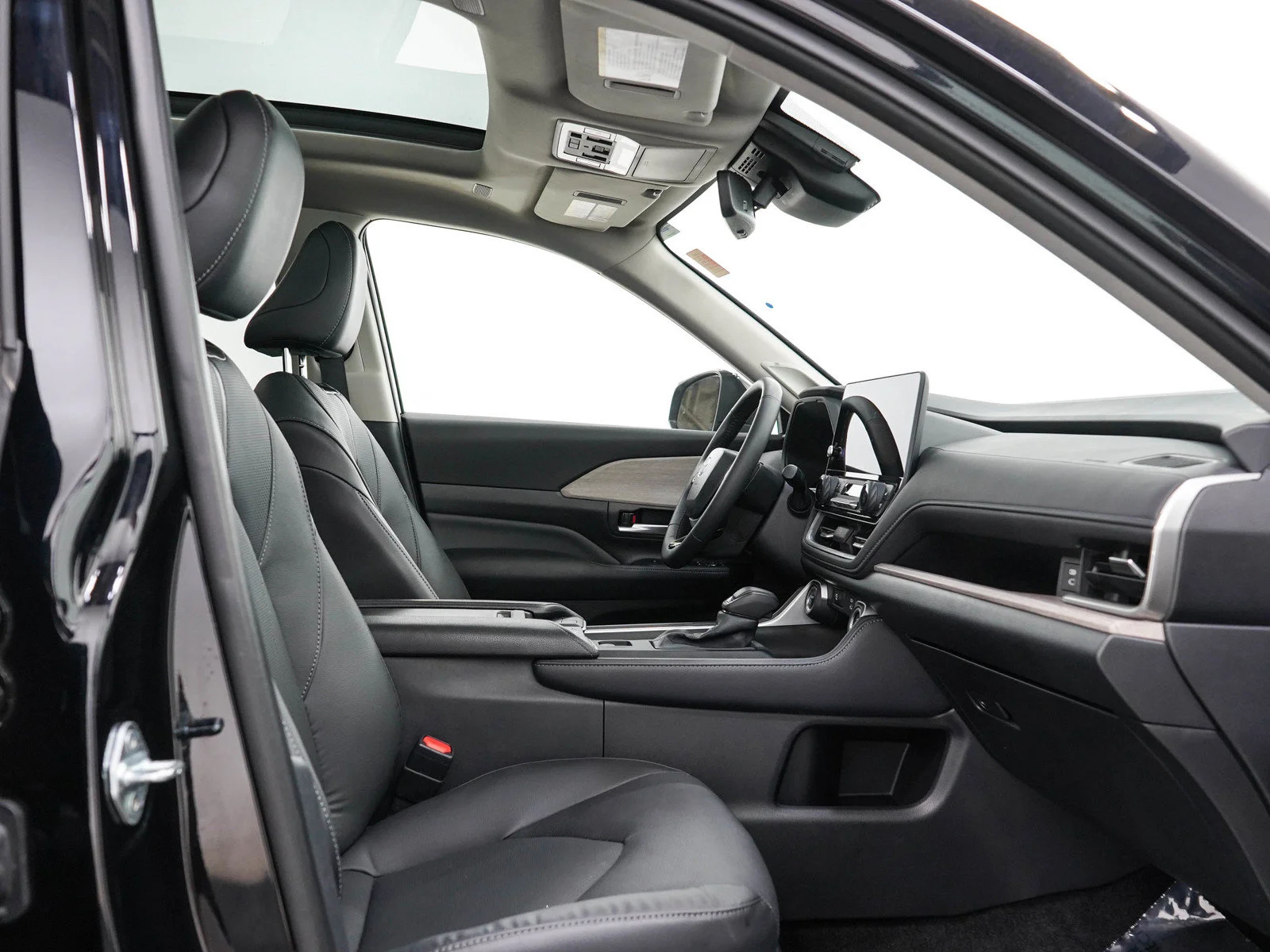 Used 2024 Black Toyota Hybrid Limited image 13