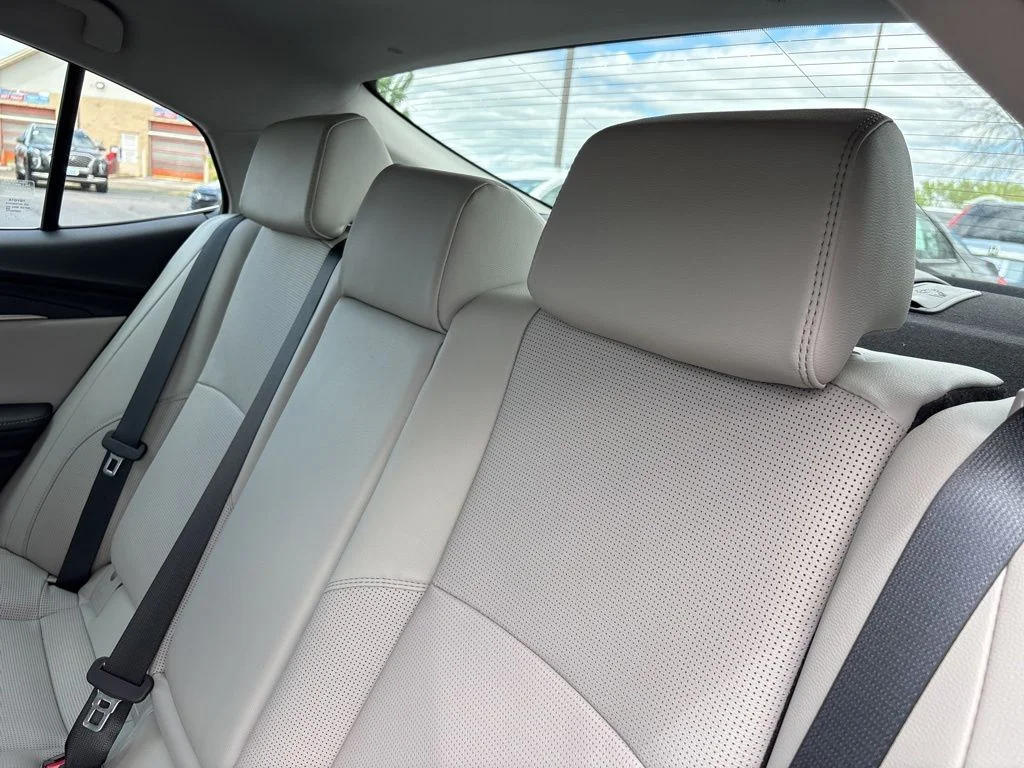 Used 2025 Supersonic Red Toyota XLE image 25