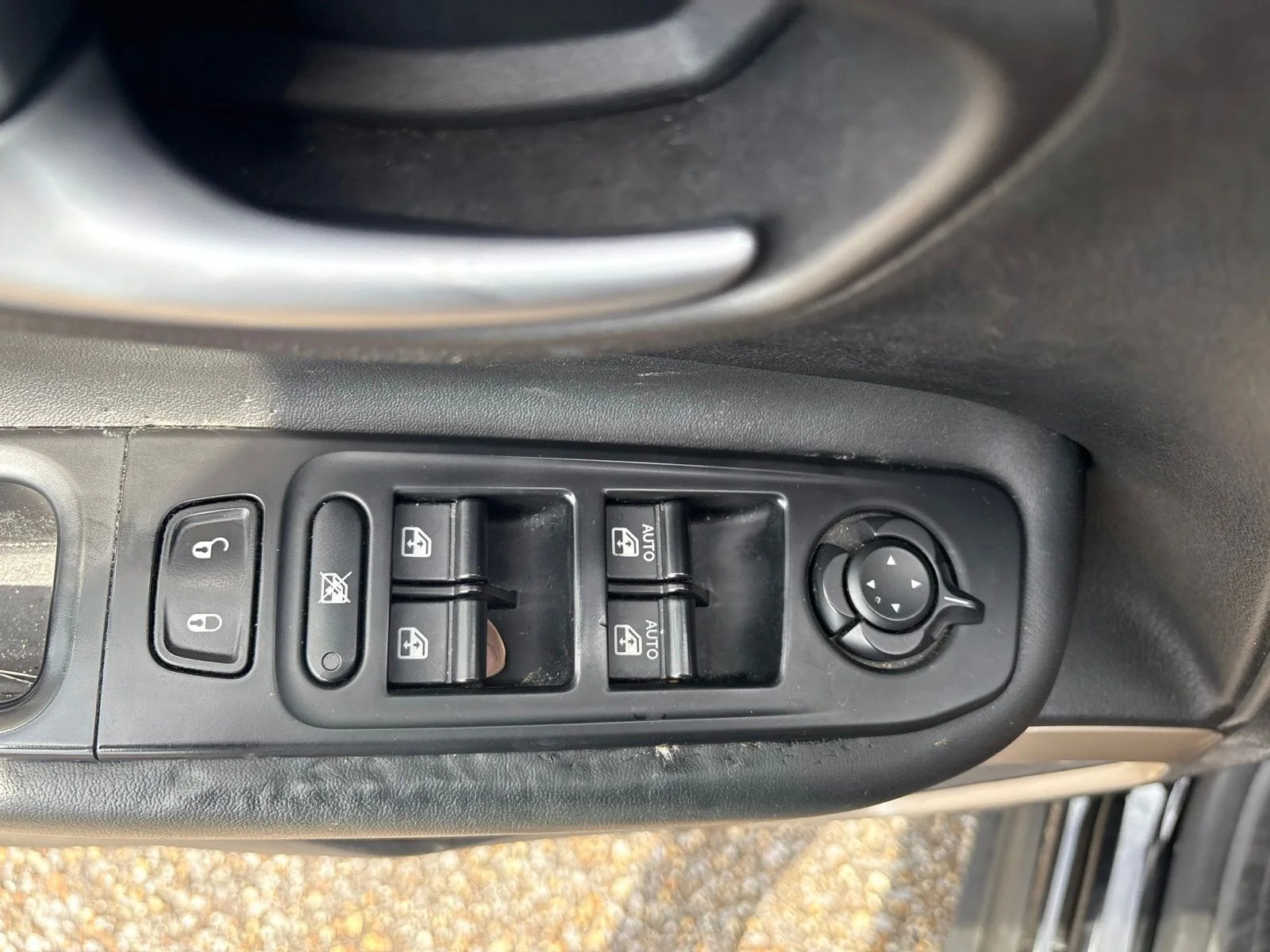Used 2015 Black Jeep Limited image 10