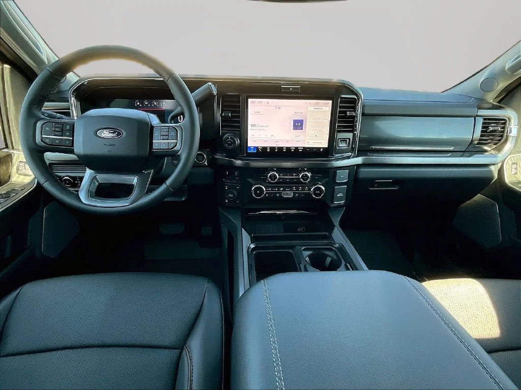 New 2027 Marsh Gray Metallic Ford F-250® Lariat® image 5